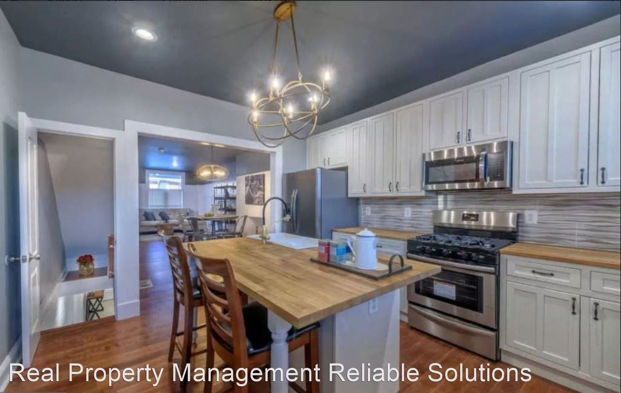 719 Mckewin Ave - Photo 3 of 15