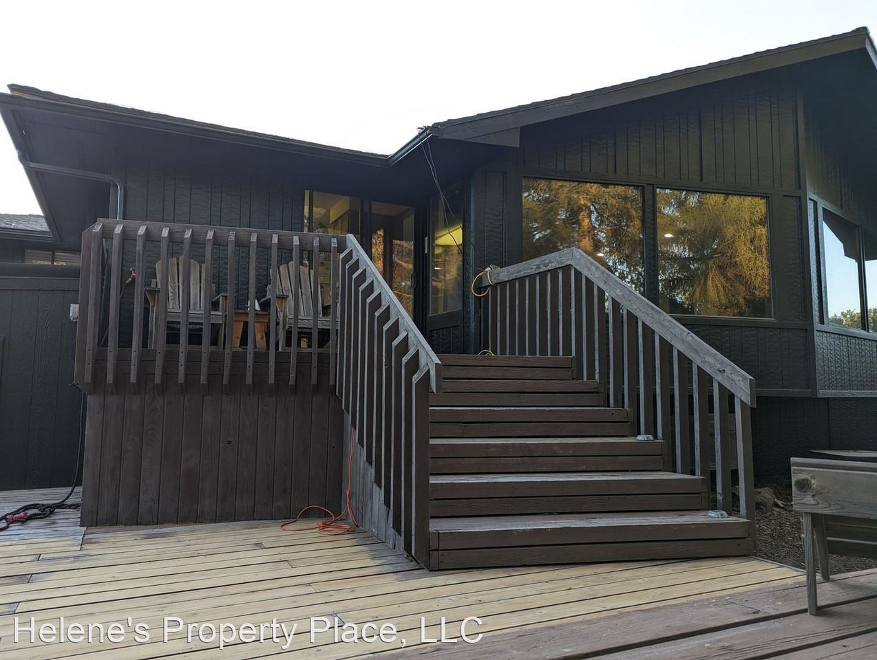 250 Nw Sunrise Dr - Photo 2 of 23