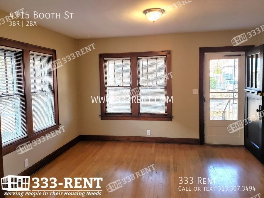 4315 Booth St - Photo 3 of 23
