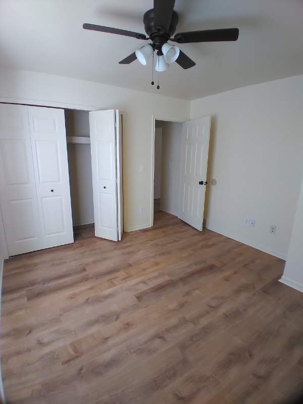 1868 N Main St - Photo 4 of 8