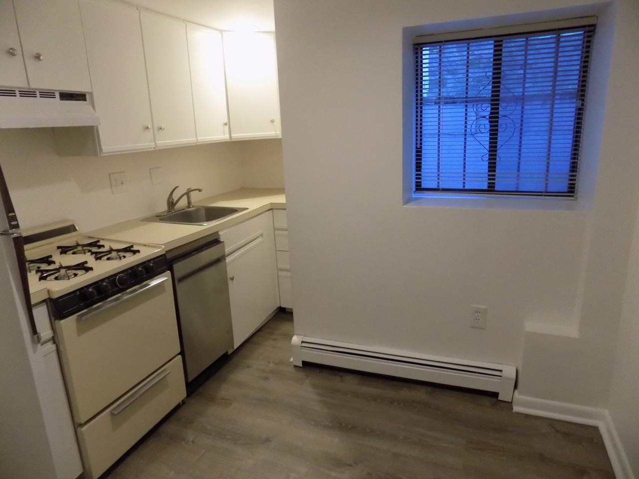 26 Commonwealth Terrace #3 - Photo 7 of 19