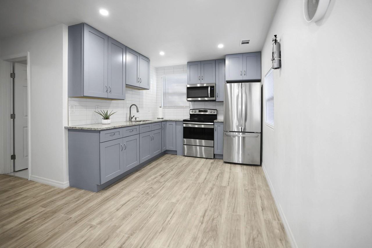 E Lotus Ave - Photo 5 of 14