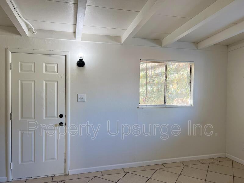 2804 Orange Ave - Photo 3 of 8