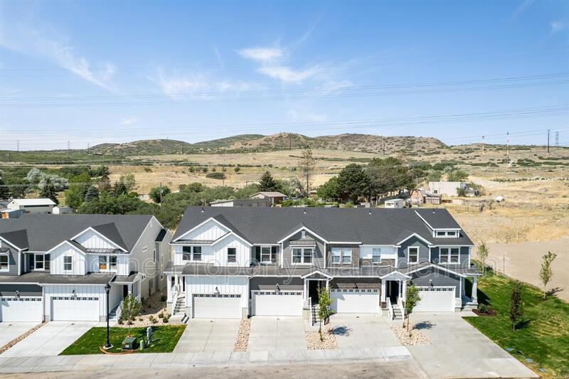 16426 S Bull Spring Ln - Photo 4 of 18