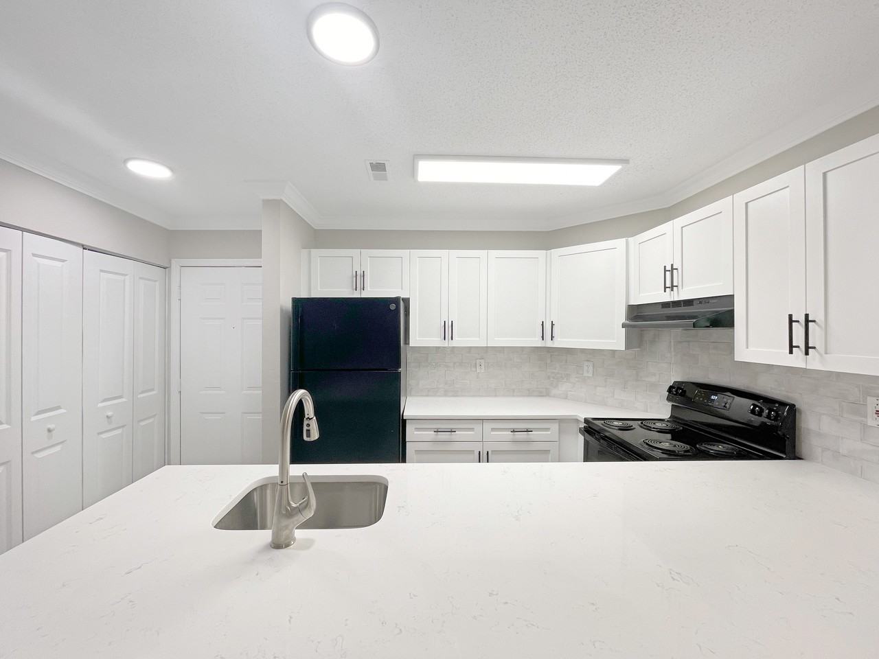 Northlake - Photo 4 of 41