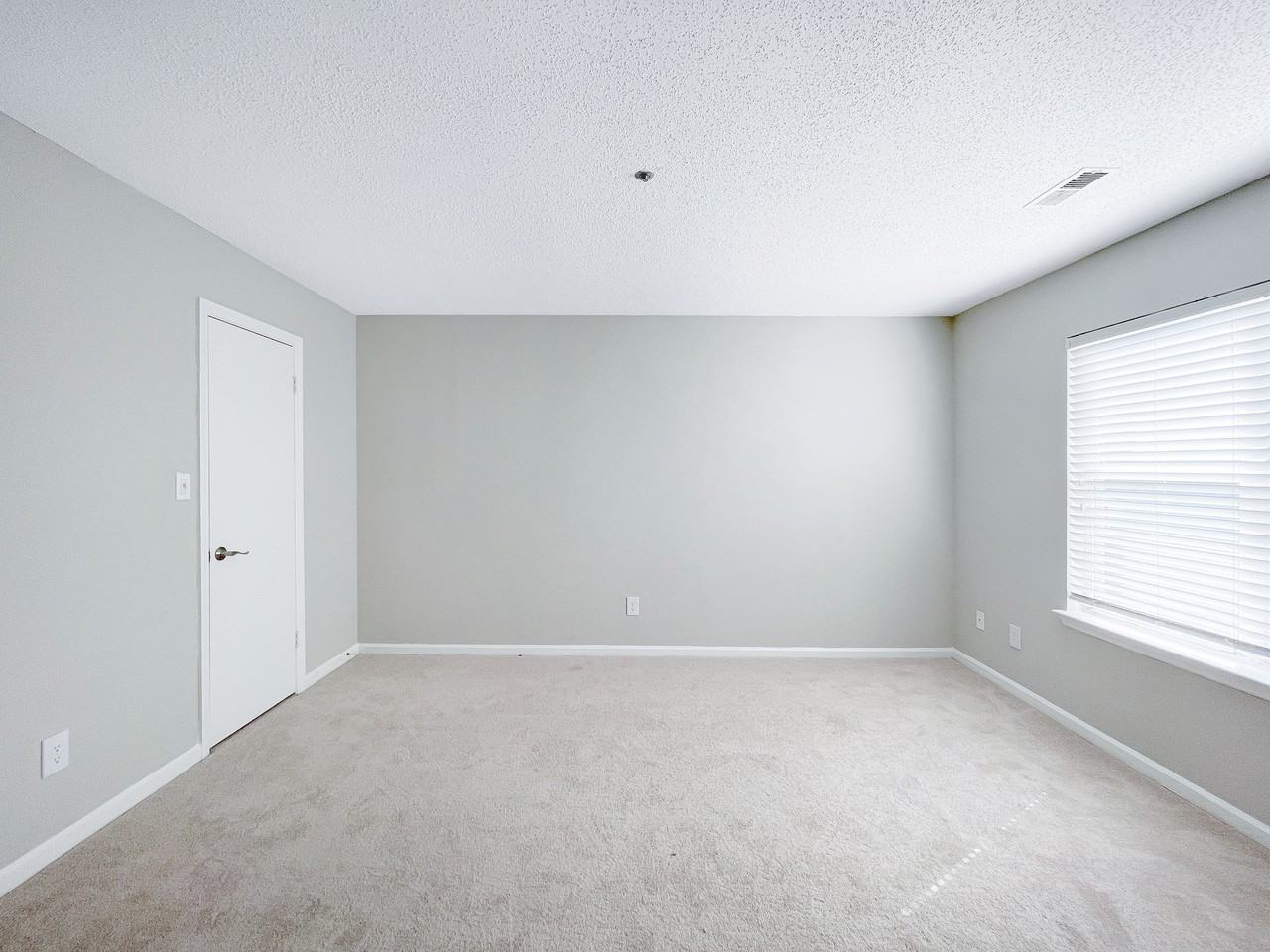 Northlake - Photo 6 of 41