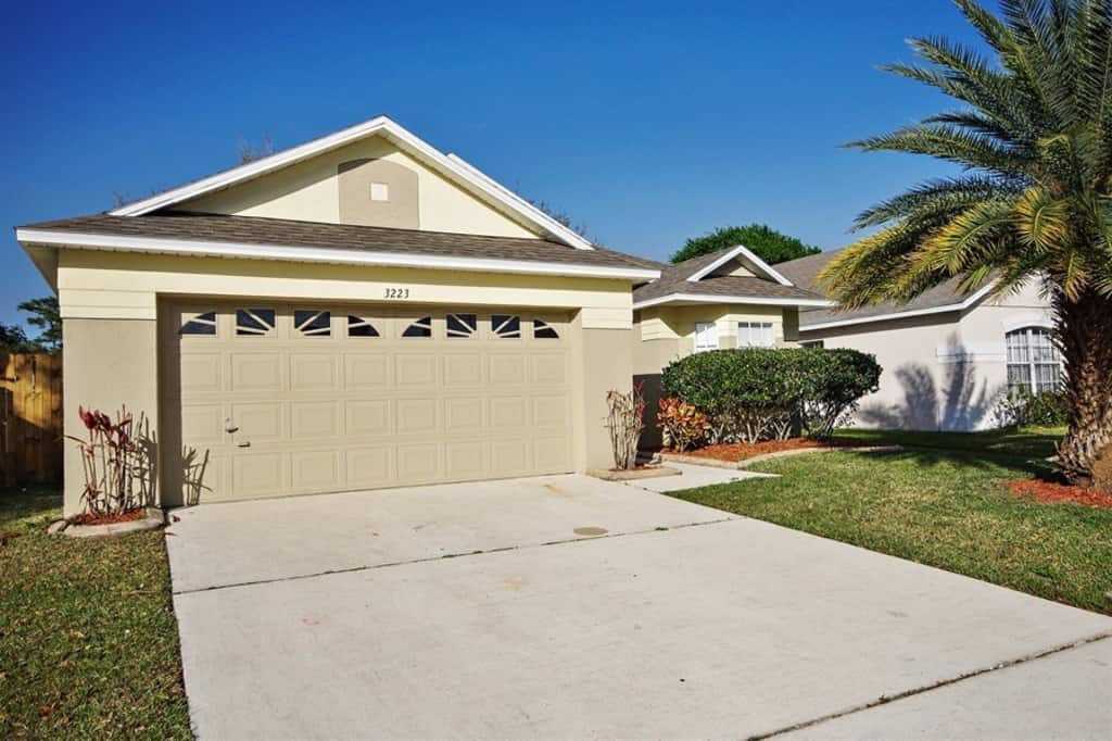 3223 Holland Dr - Photo 2 of 21