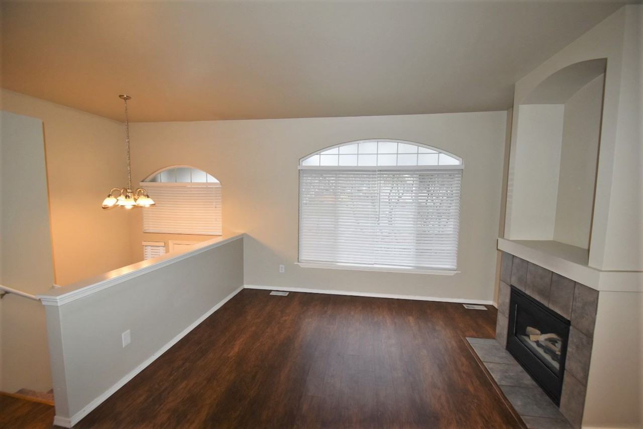 19026 Crown Ridge Blvd - Photo 2 of 16