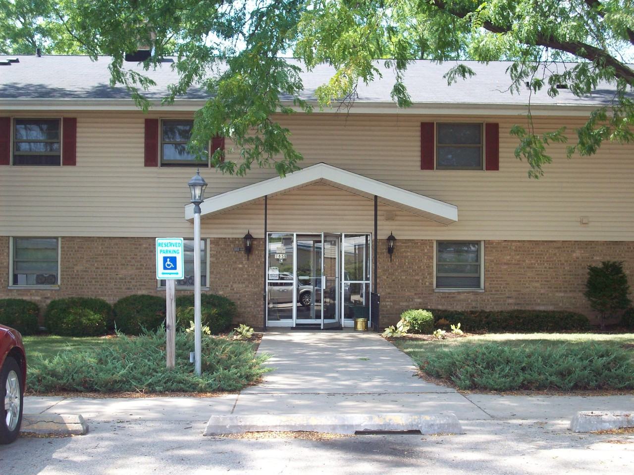 1854 Northgate Dr #1854-106 - Photo 2 of 5