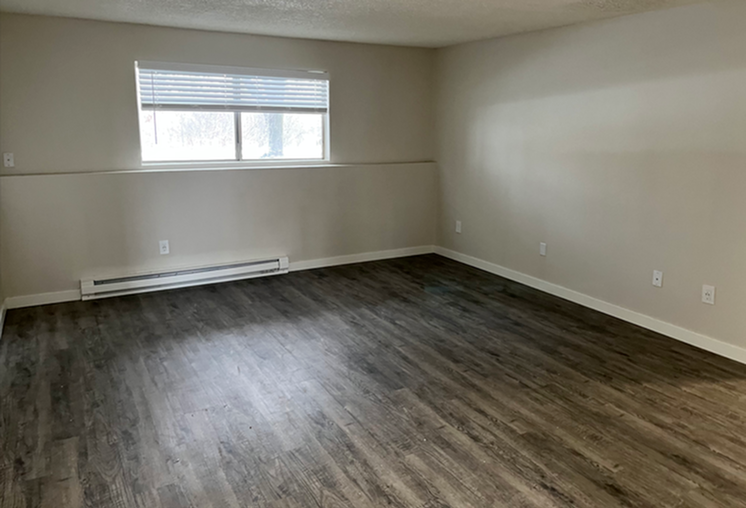 The Lennox Apartments - Photo 3 of 18