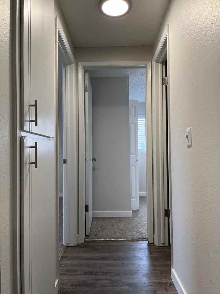 The Lennox Apartments - Photo 7 of 18