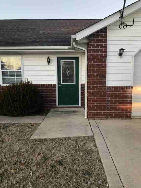 1500 E Parham St - Photo 3 of 15