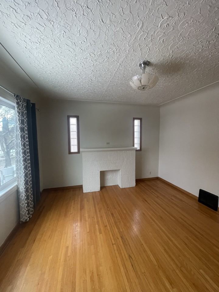 10654 107 Street Northwest - Photo 2 of 30