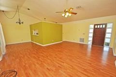 10149 Trilliums Ct - Photo 3 of 4