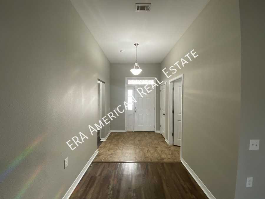 2024 Bright Water Dr - Photo 2 of 37