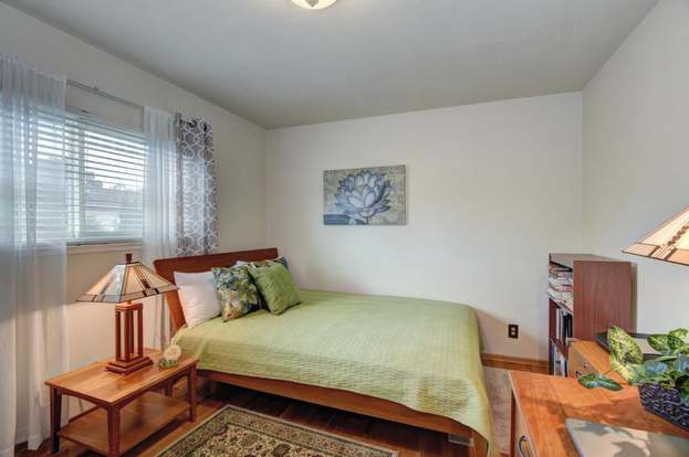 99 Park Essex Pl - Photo 3 of 11