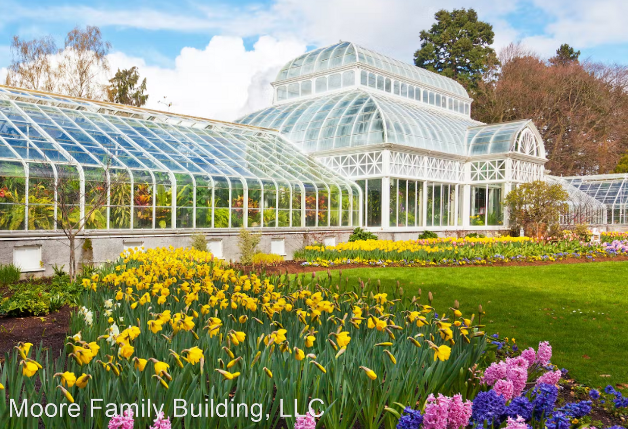 426 15th Ave E - Photo 2 of 18