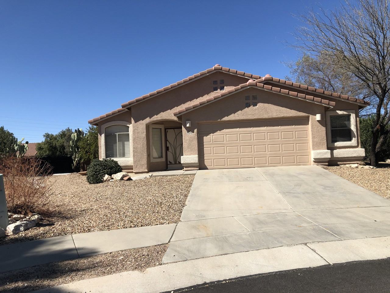 11373 N Old Ram Ct - Photo 2 of 16