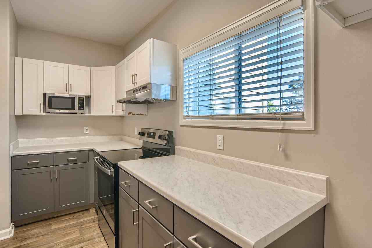 Pines at Broadmoor - Photo 6 of 31