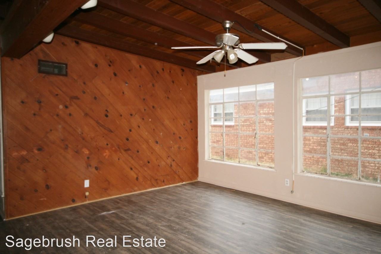 2616 Sheldon St - Photo 2 of 15