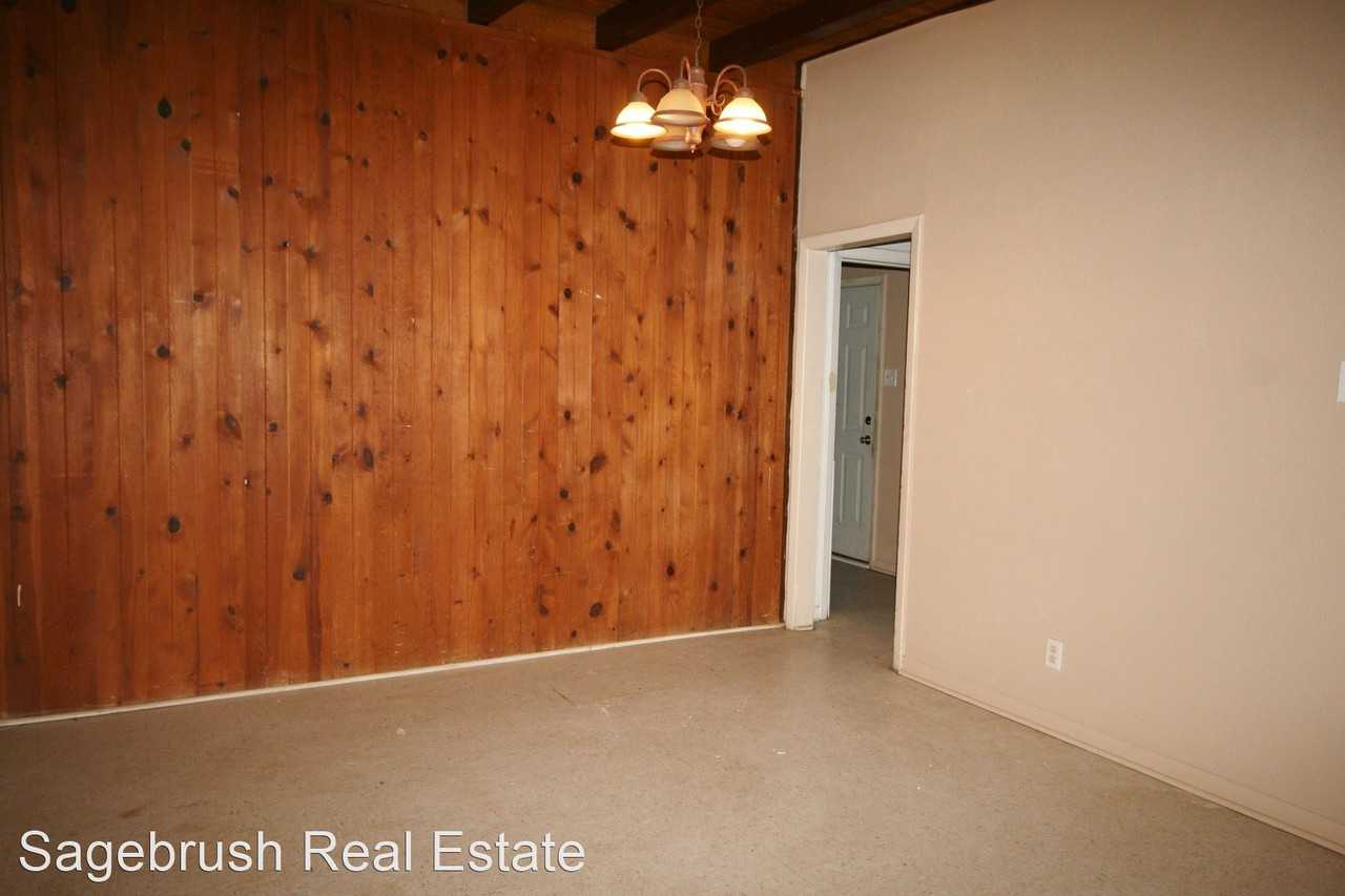 2616 Sheldon St - Photo 3 of 15