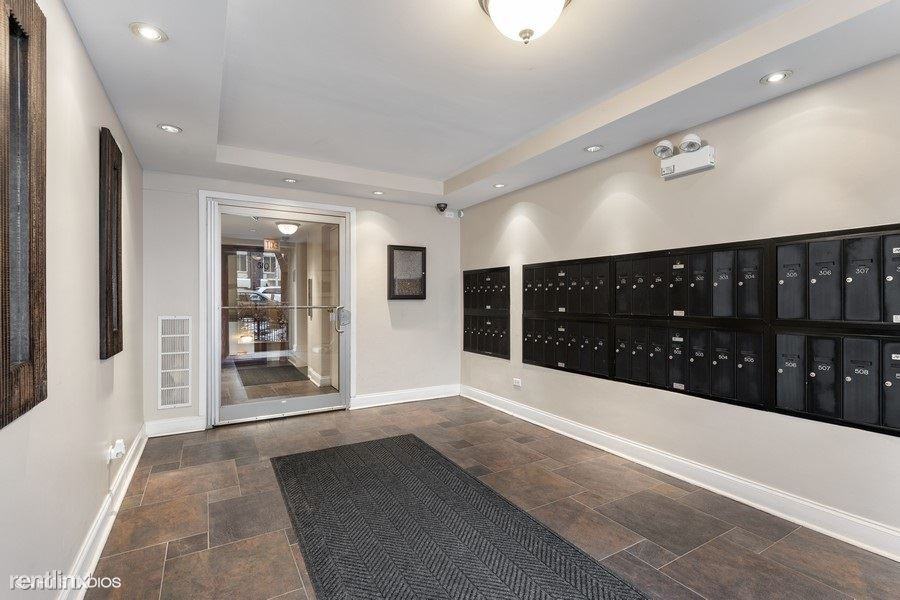 Melrose Place - Photo 2 of 16