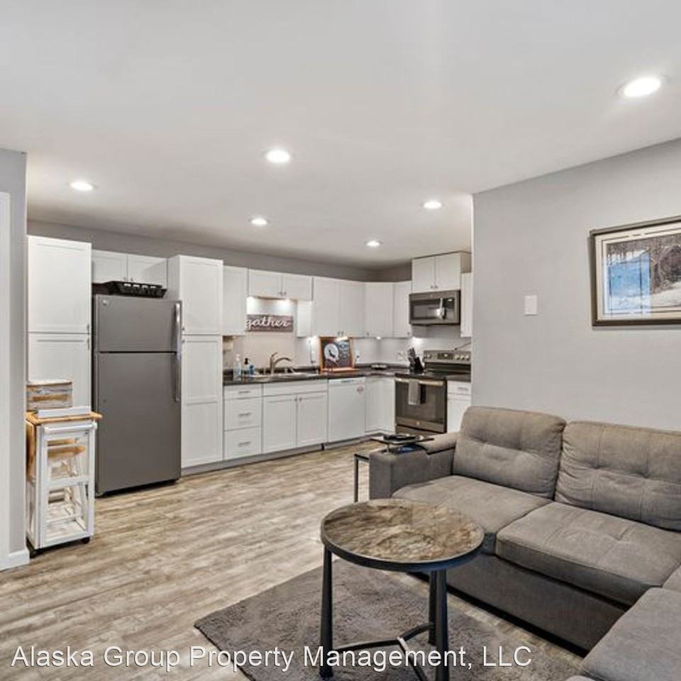 4700 Natrona Ave - Photo 2 of 45