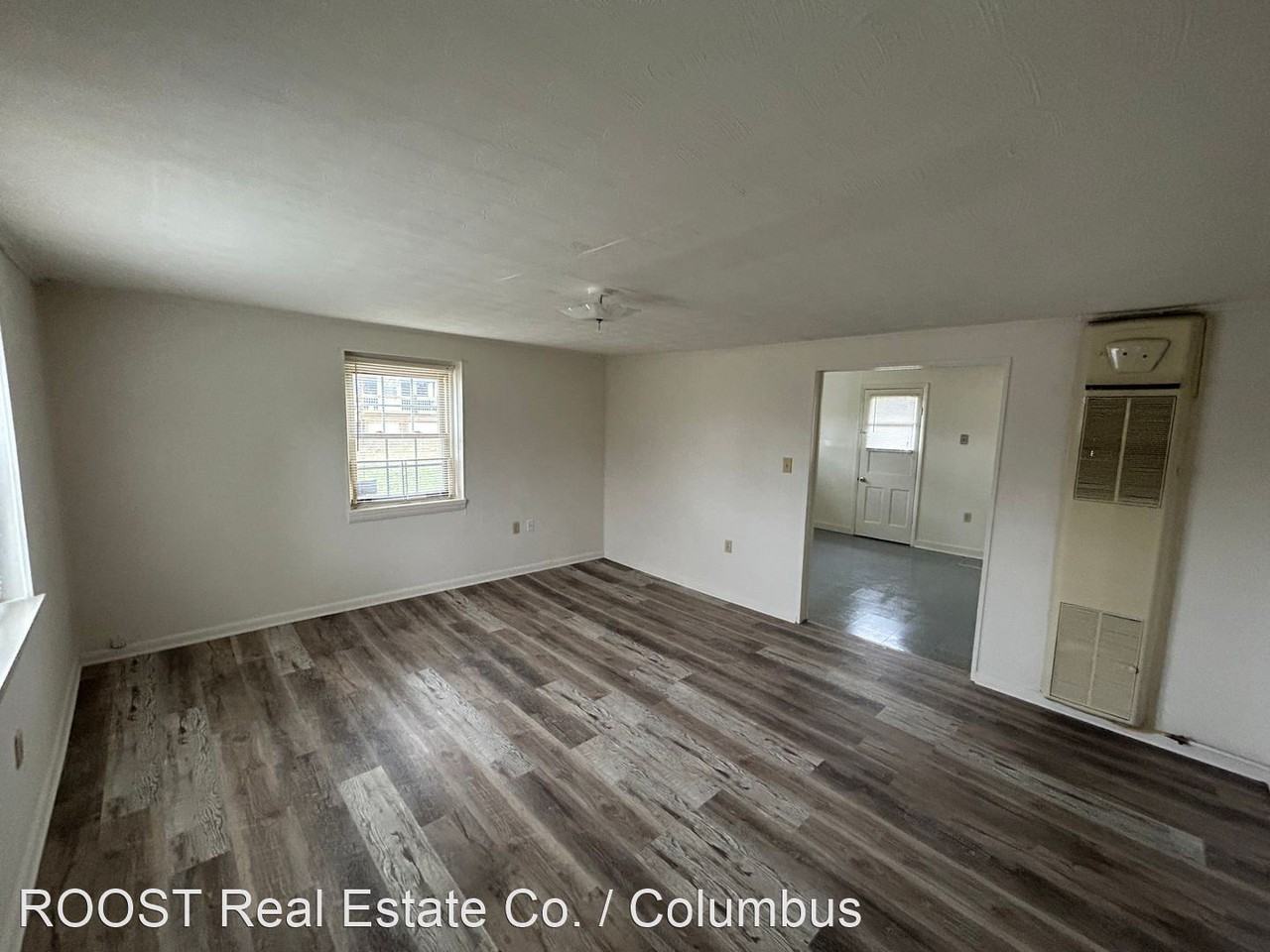 15819 Florence Ave - Photo 3 of 18