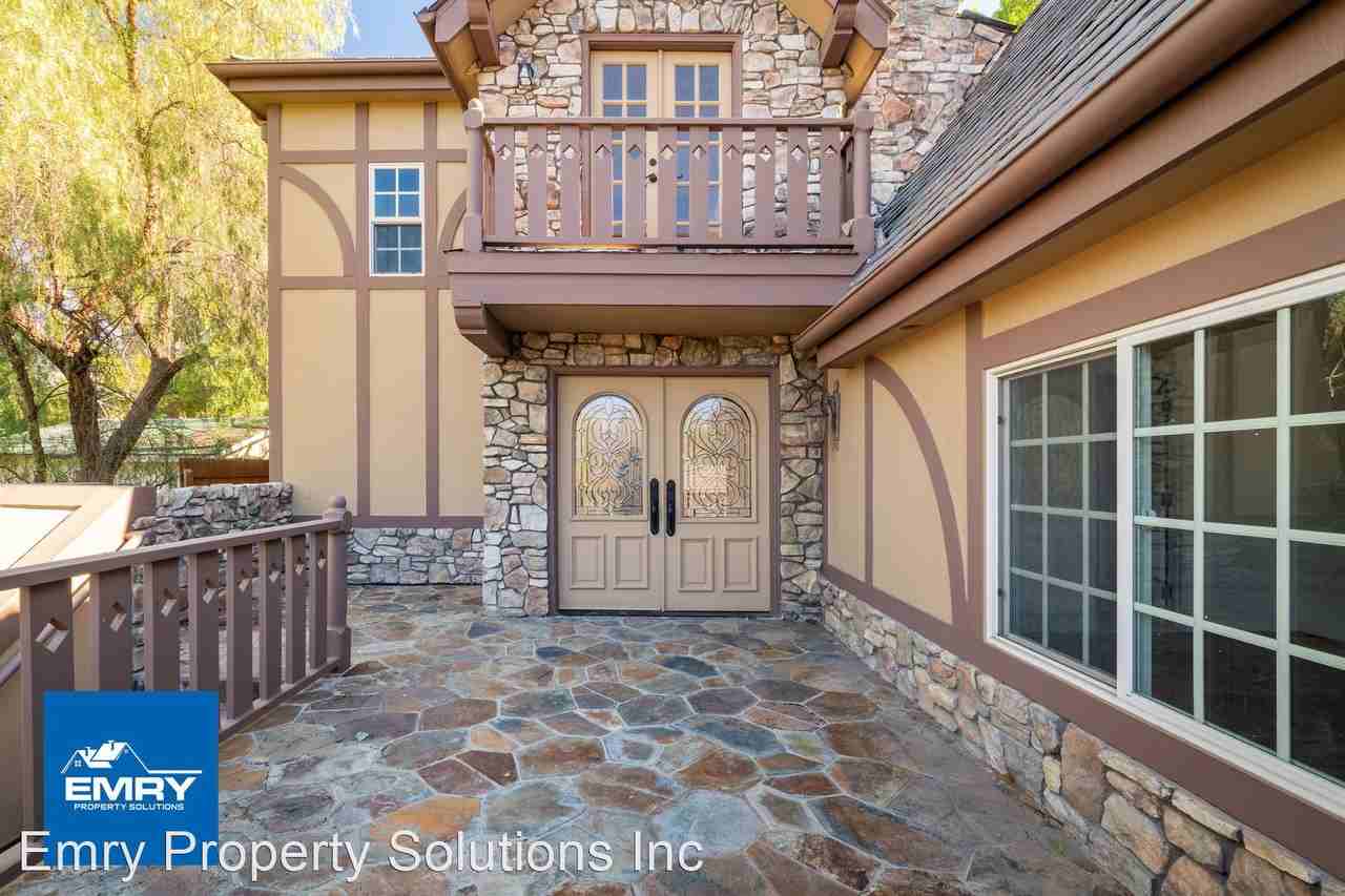 3512 Mesquite Dr - Photo 2 of 50