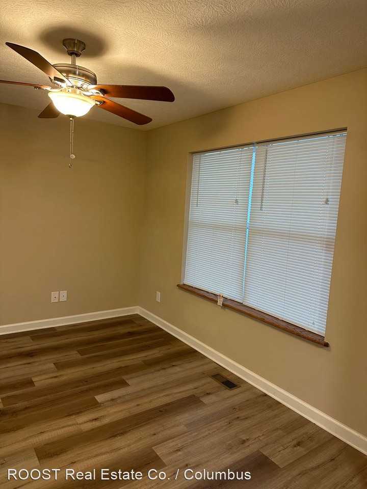 1312 Lee Ave - Photo 3 of 16