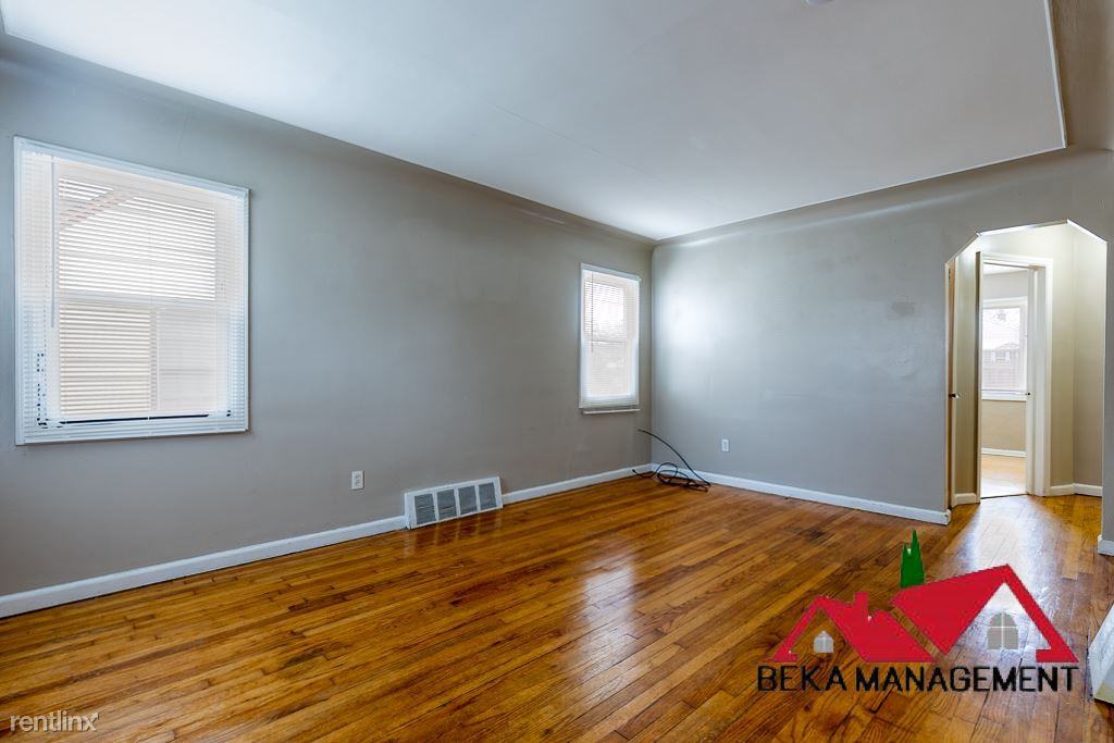 626 Lebaron Ave - Photo 2 of 21