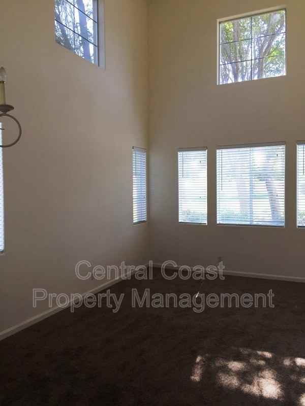 19227 Sunridge Pl - Photo 2 of 25