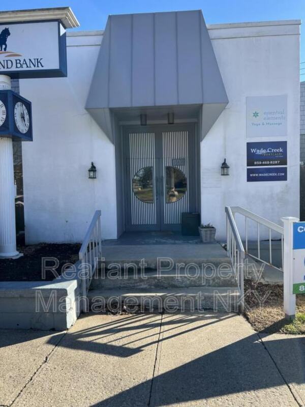 600B S Fort Thomas Ave - Photo 2 of 12