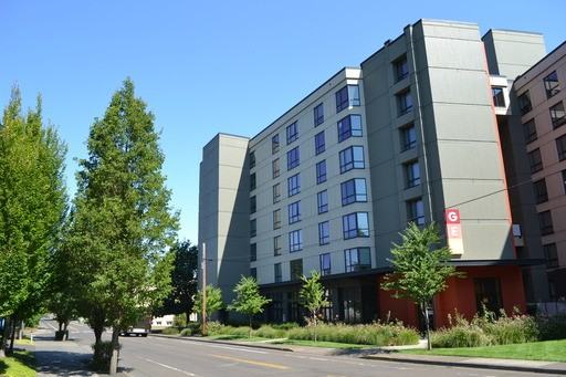 155 NW Kings Blvd - Photo 3 of 3