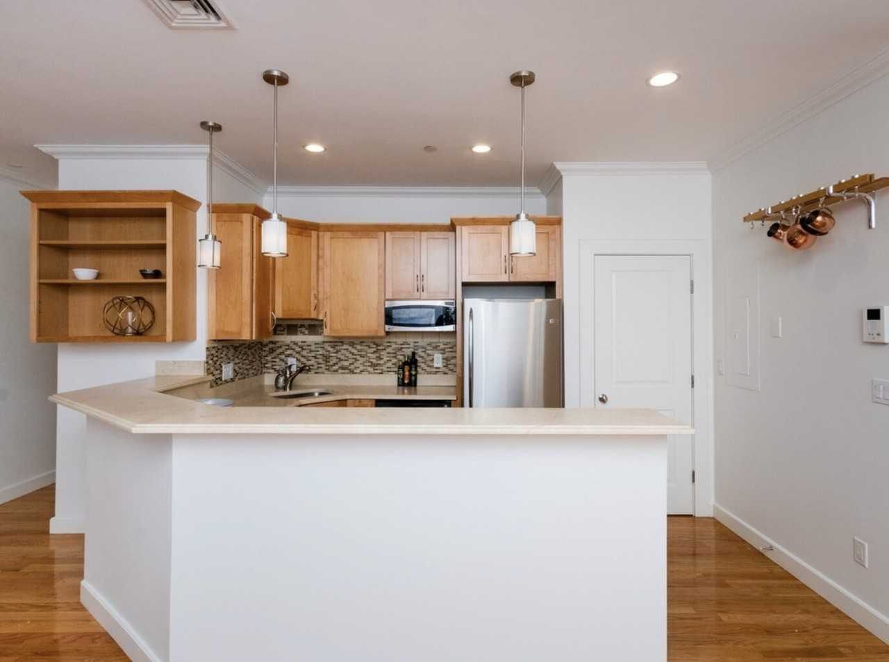 345 W Broadway #3 - Photo 3 of 34