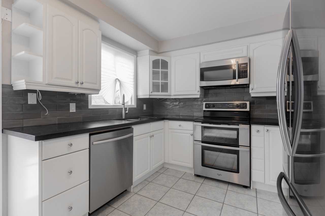 9 Kirk Dr #1 - Photo 3 of 28