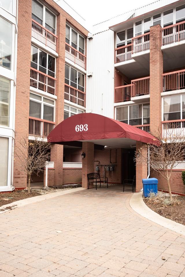 693 Windermere Rd - Photo 2 of 25