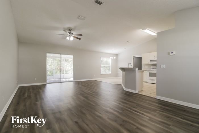 2417 Larkwood Rd - Photo 2 of 15