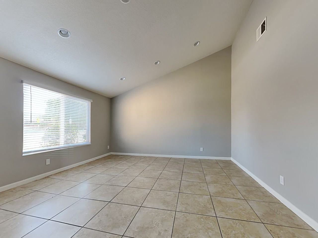 3364 Steele Dr - Photo 3 of 18