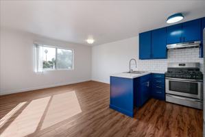 featured image of 4226 Stillwell Ave #07