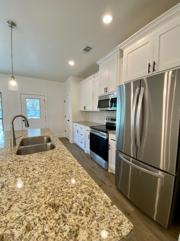 346 Parks Cir - Photo 5 of 23