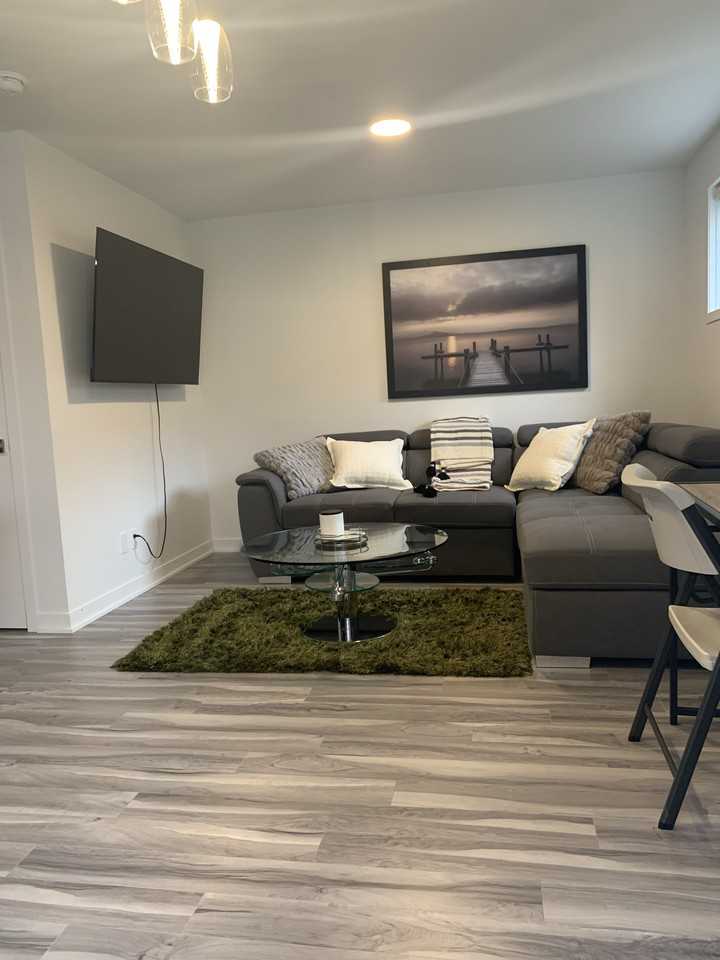 1344 Boulevard Roberval Est - Photo 2 of 12