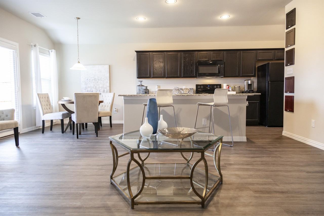 144 Willowbend Loop #1 - Photo 2 of 5