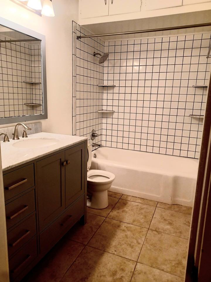 1817 Ardath Ave #1 - Photo 2 of 16