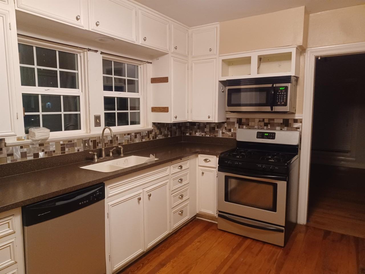 1817 Ardath Ave #1 - Photo 3 of 16