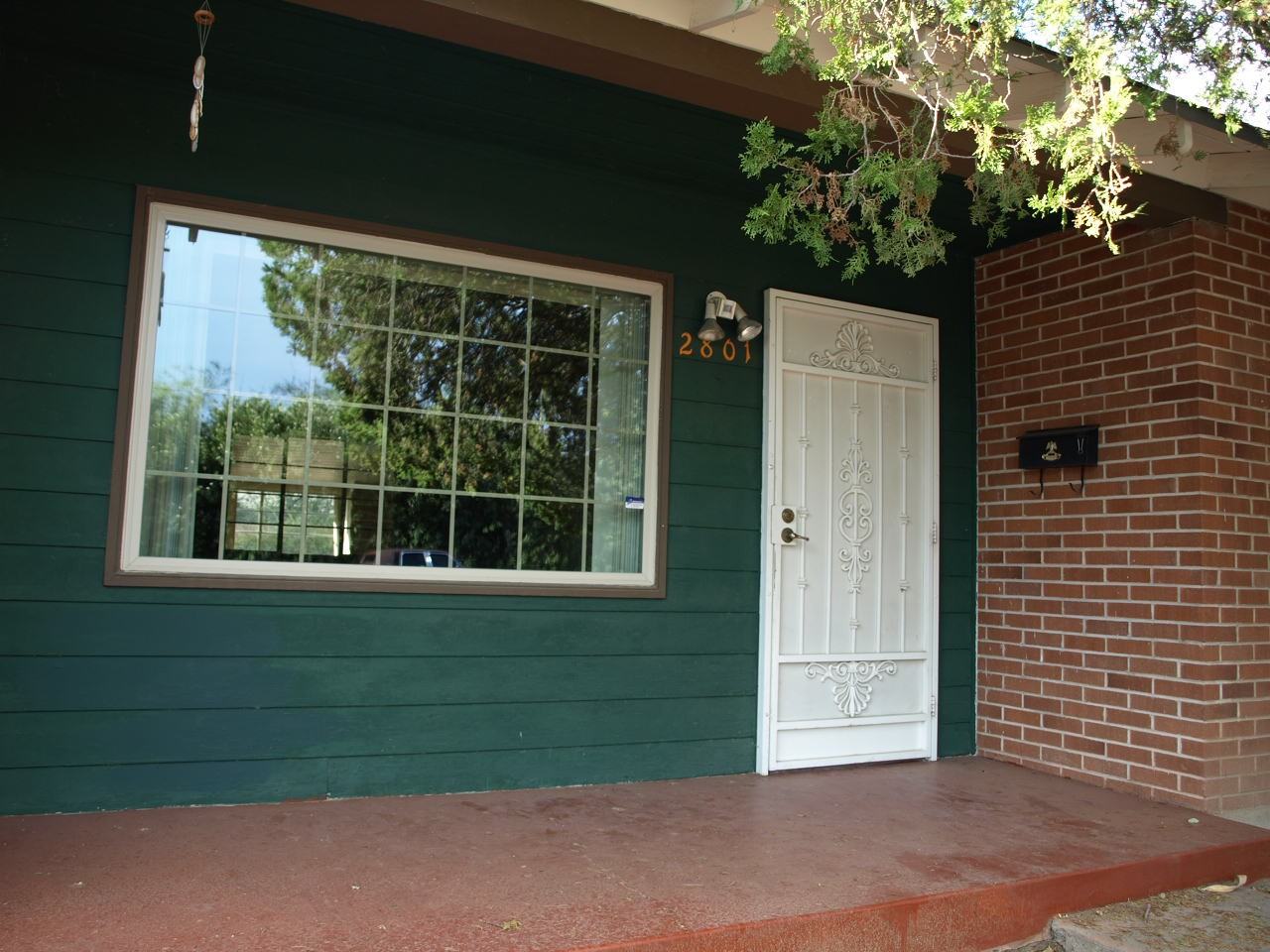 2801 E Arroyo Chico - Photo 3 of 33