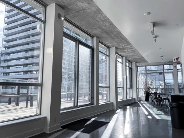 36 Charlotte Street #ph08