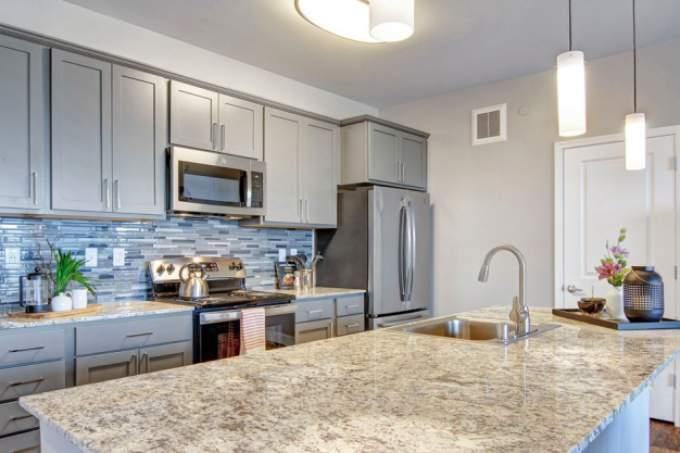 1400 Park Ave - Photo 2 of 21