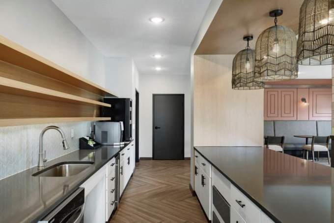 6400 Richfield Pkwy - Photo 3 of 41