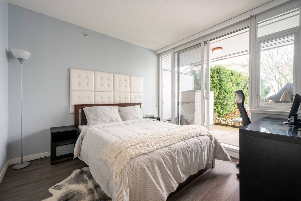 2770 Sophia Street - Photo 7 of 19